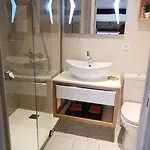 לינה וארוחת בוקר D'hotes Le Mimosa Saint-Saturnin-de-Lucian