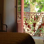 D'hotes Le Mimosa לינה וארוחת בוקר Saint-Saturnin-de-Lucian