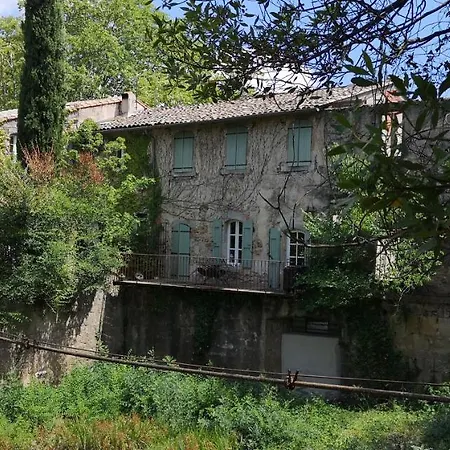 לינה וארוחת בוקר Le Mimosa Saint-Saturnin-de-Lucian